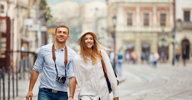 10 Money-Saving Travel Tips