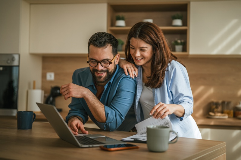 Gen X and Millennials Are Feeling the Sandwich Generation Squeeze
