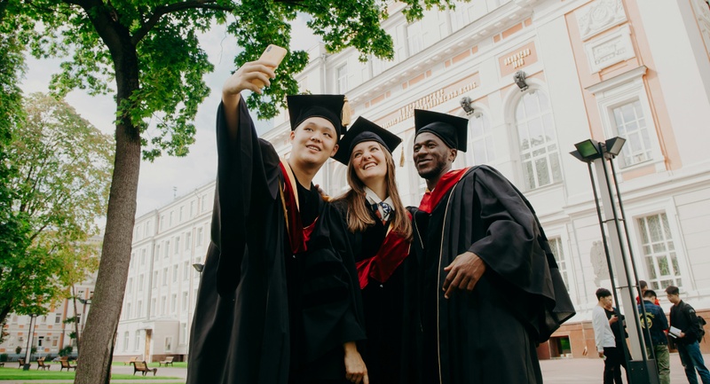 Student Loan Changes 2026: What Single Moms Need to Know