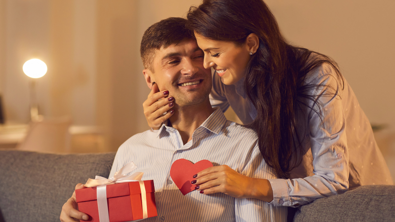 Your Wallet May Love These 6 Sweet Valentine's Day Gifts