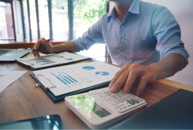 The Pitfalls of Mixing Personal and Business Finances