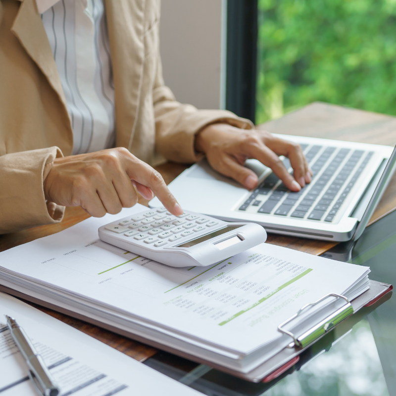 Women and Wealth: Why Even “Do-It-Yourself” Couples Need a Financial Advisor