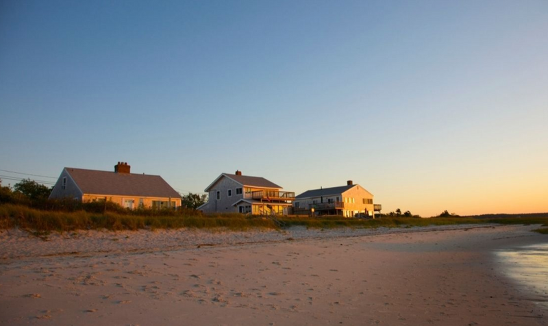 Is It Smarter to Buy or Rent a Second Home?