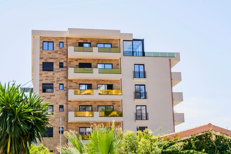 Using a Charitable Remainder Trust to Diversify Real Estate Tax-Free and Increase Cash Flow