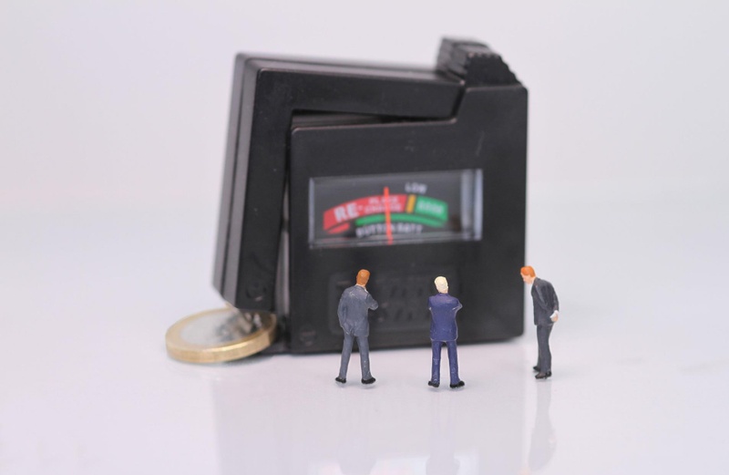 INTEREST RATE HIKE EXPECTATIONS AND NEEL KASHKARI'S TAKE