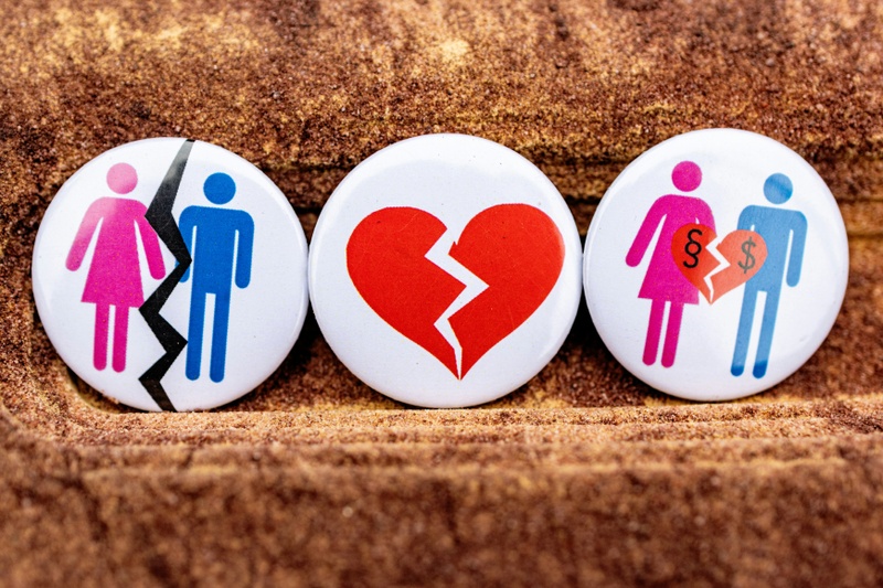 How to Find All Your Financial Accounts Before Divorce