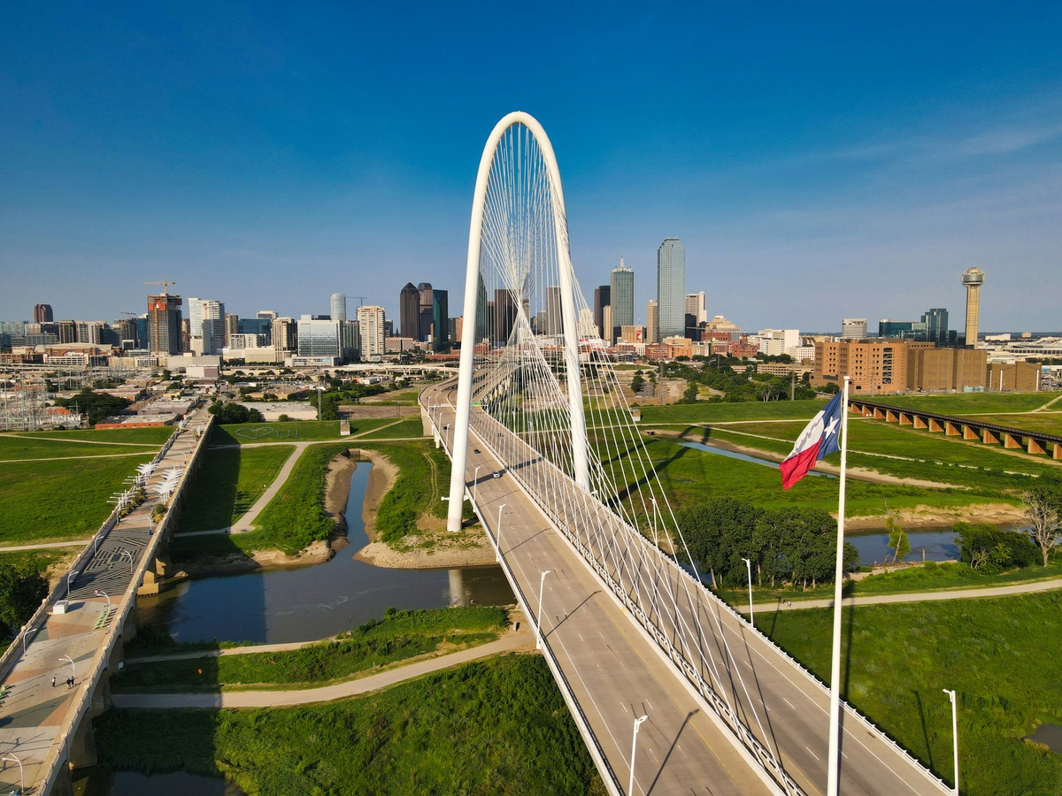 How to Choose a Financial Advisor in Dallas