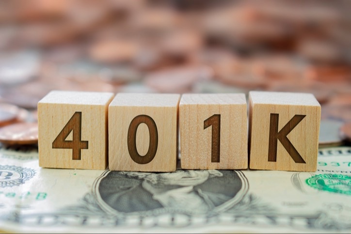 Roth vs. Traditional 401(k): Which One Is Right For You?