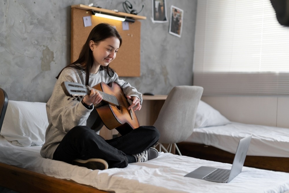 Homeowner’s Policy vs. Personal Articles Floater: What’s Best for Your College Student’s Gear?