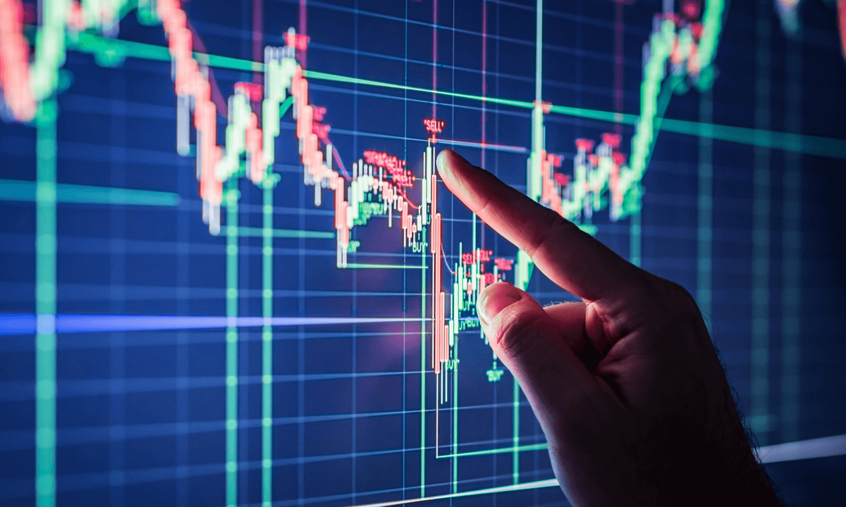 What Can the Best/Worst Stocks of 2021 Tell Us?