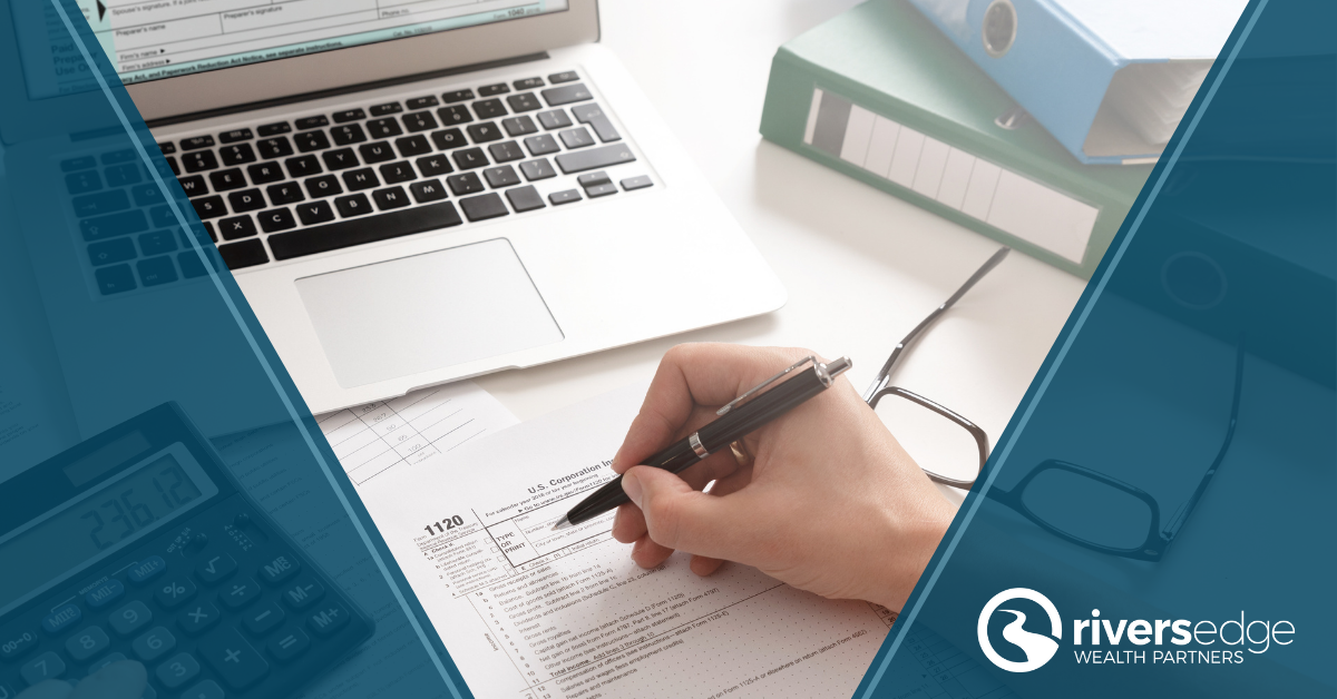 Giving Through a Donor Advised Fund: 5 Tax Benefits