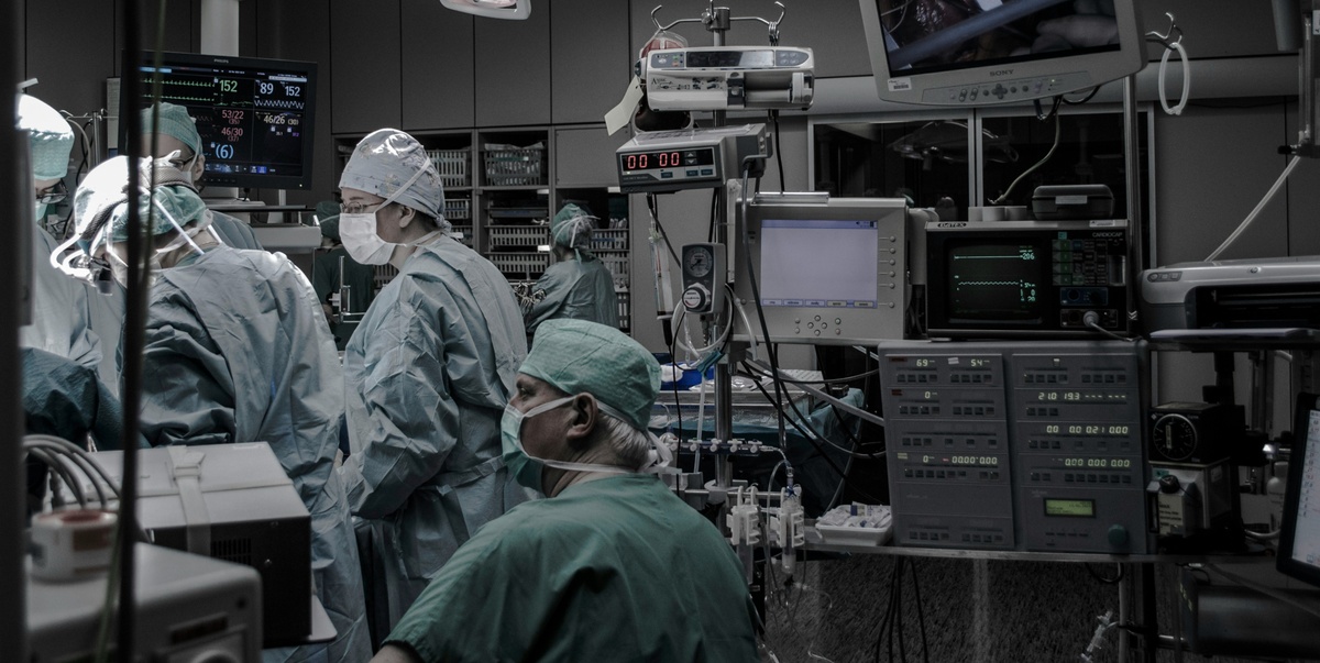 What Doctors Should Do When the Market Crashes: A Financial Triage