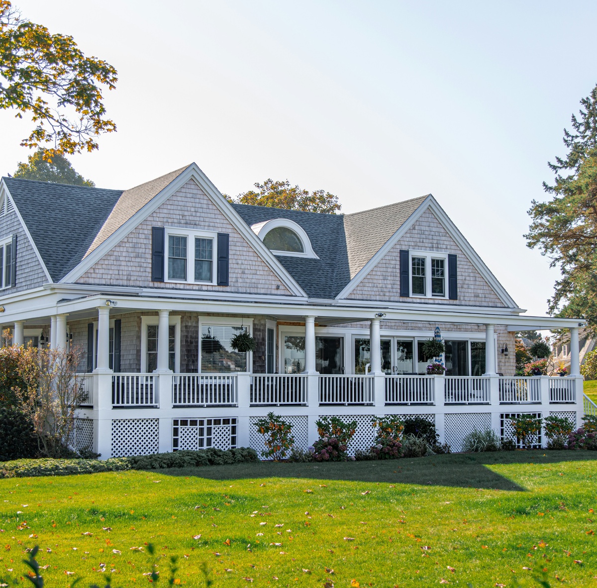 The New Retirement Math: 5 Signs It’s Time to Downsize (and 3 Reasons to Stay Put)