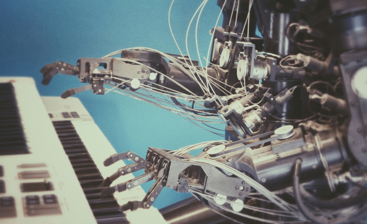 Robo-Advisor vs Human Advisor