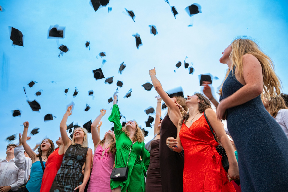 How to Save for College: 5 College Savings Strategies for Families