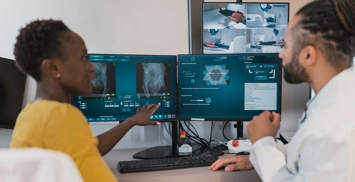 What’s the Best Legal Structure to Protect Your Assets as a Physician? PLLC vs. Corp vs. Trusts