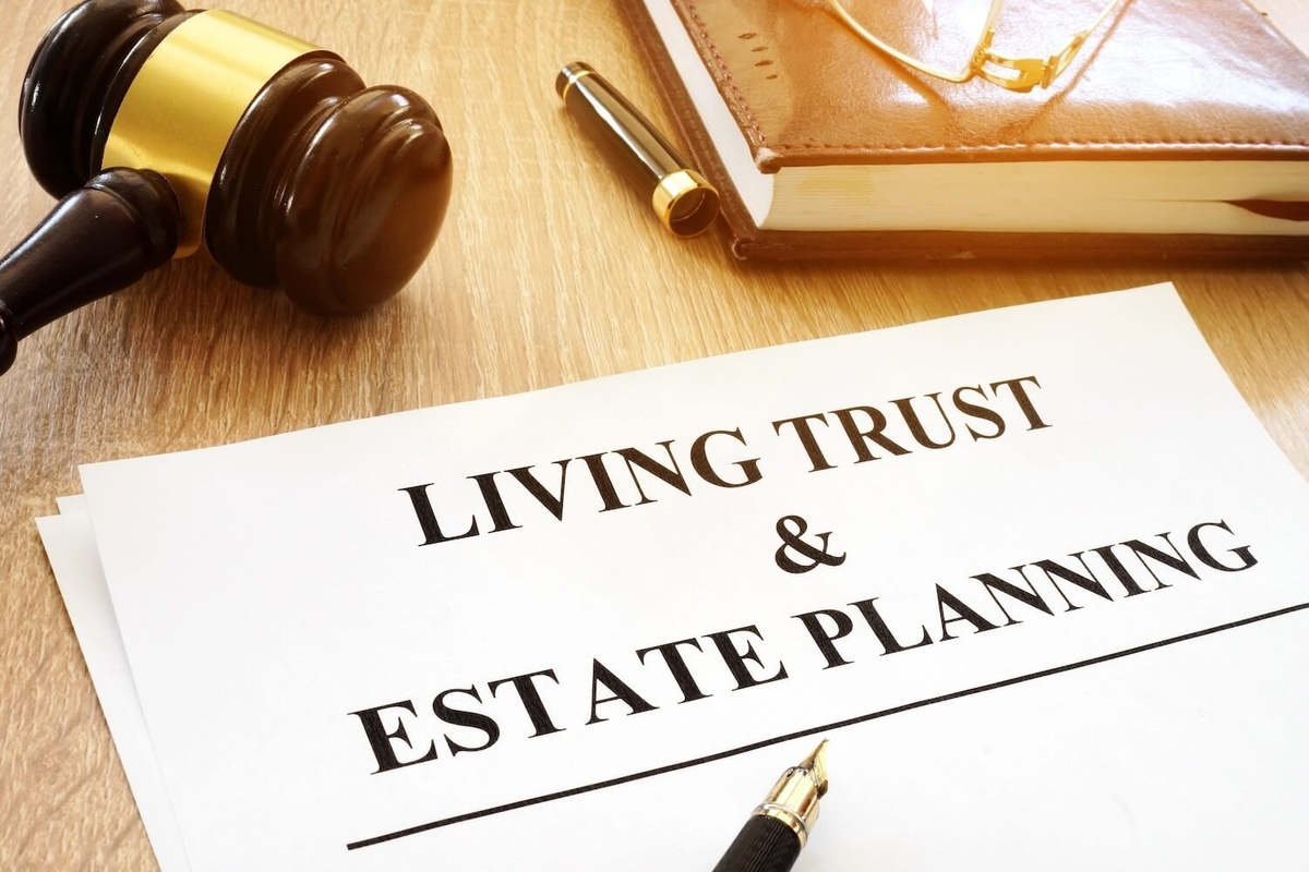 Living Trusts vs. Probate in Oregon: Protecting High-Net-Worth Families