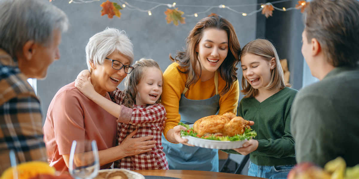 4 Thanksgiving Lessons for a Feast-Worthy Financial Plan