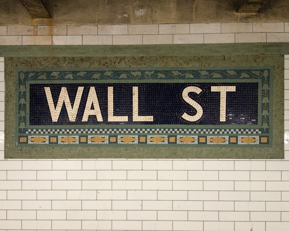 Why Some Institutional Portfolios Are Moving Beyond the 60/40 Playbook