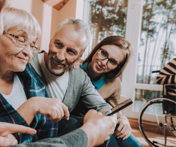 From Gratitude to Guidance: How to Have Meaningful Money Conversations with Family This Season