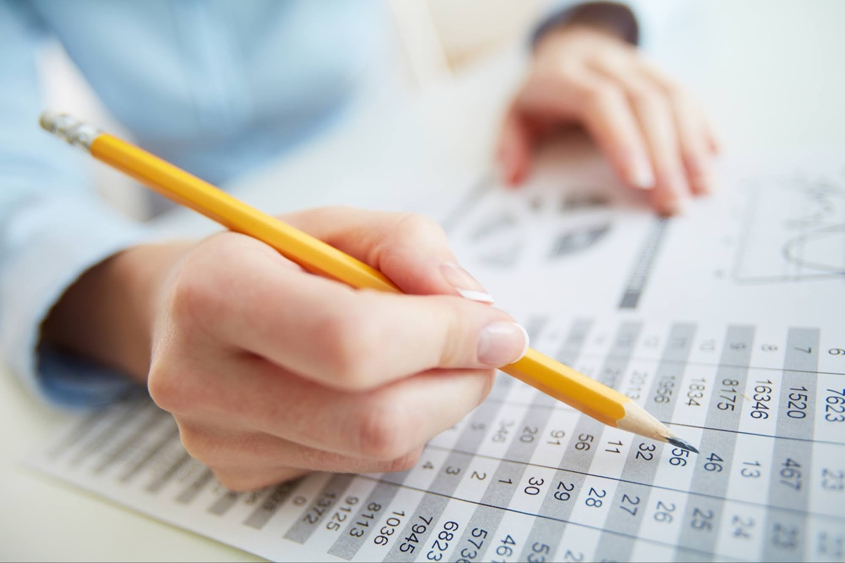 5 Signs Your Business Needs Professional Bookkeeping