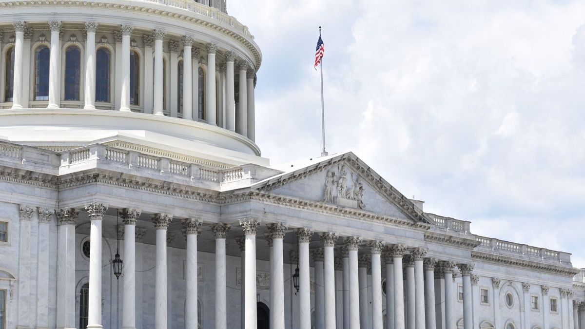 How SECURE 2.0 Affects Your Retirement