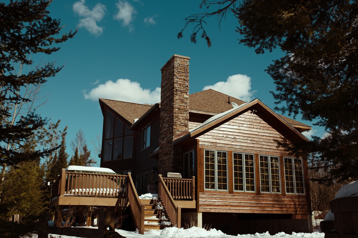 The Best Ways to Protect Your Home While on Vacation