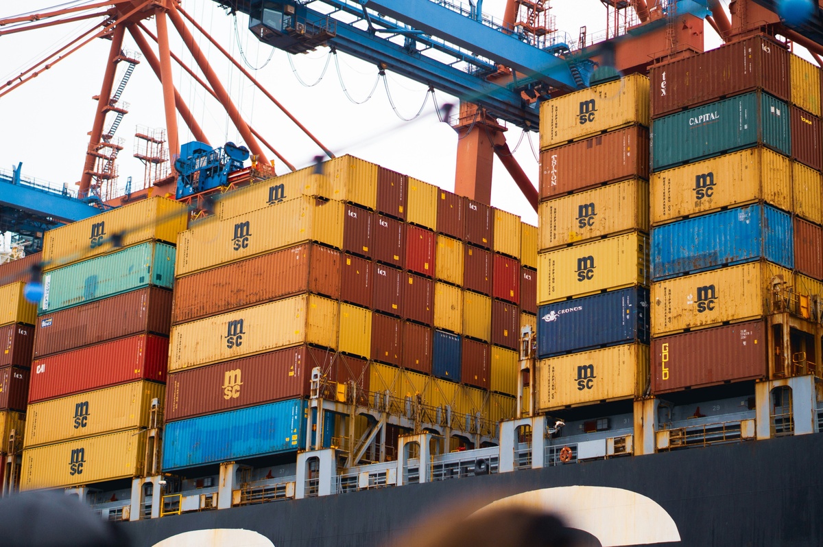 Tariff Refunds and the National Debt: What They Mean for Investors