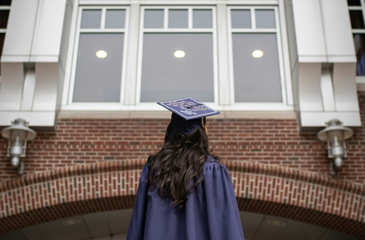 College Costs Go Beyond Tuition. Are You Ready?
