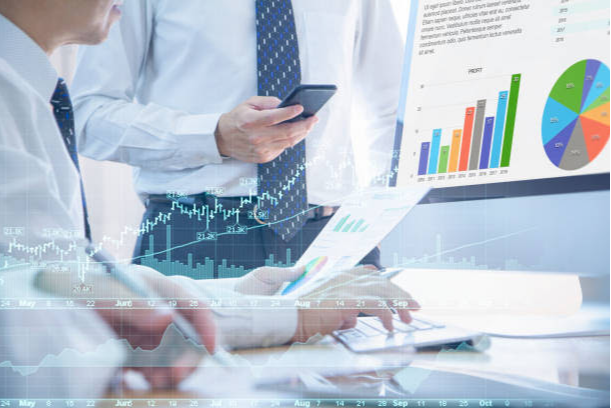 Why You Should Work with a Financial Planner