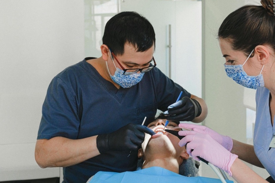 Benefits and Challenges of Outsourcing Billing Services for Dental Practices