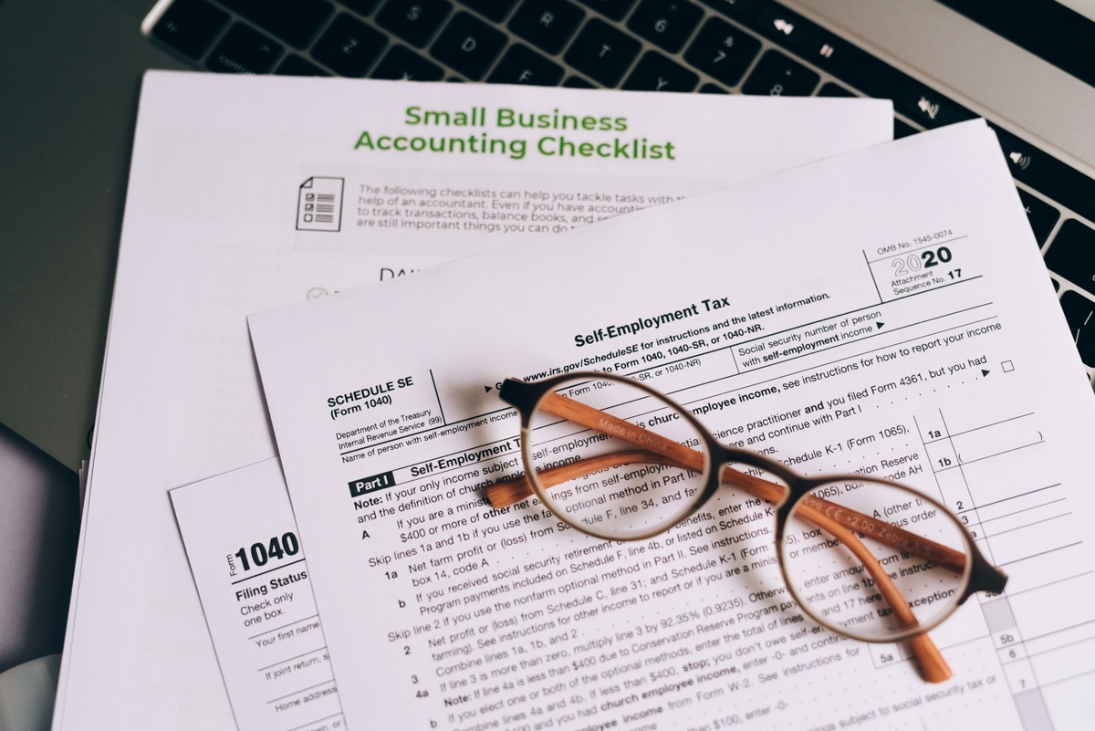 The Benefits of Outsourcing Accounting for Small Businesses