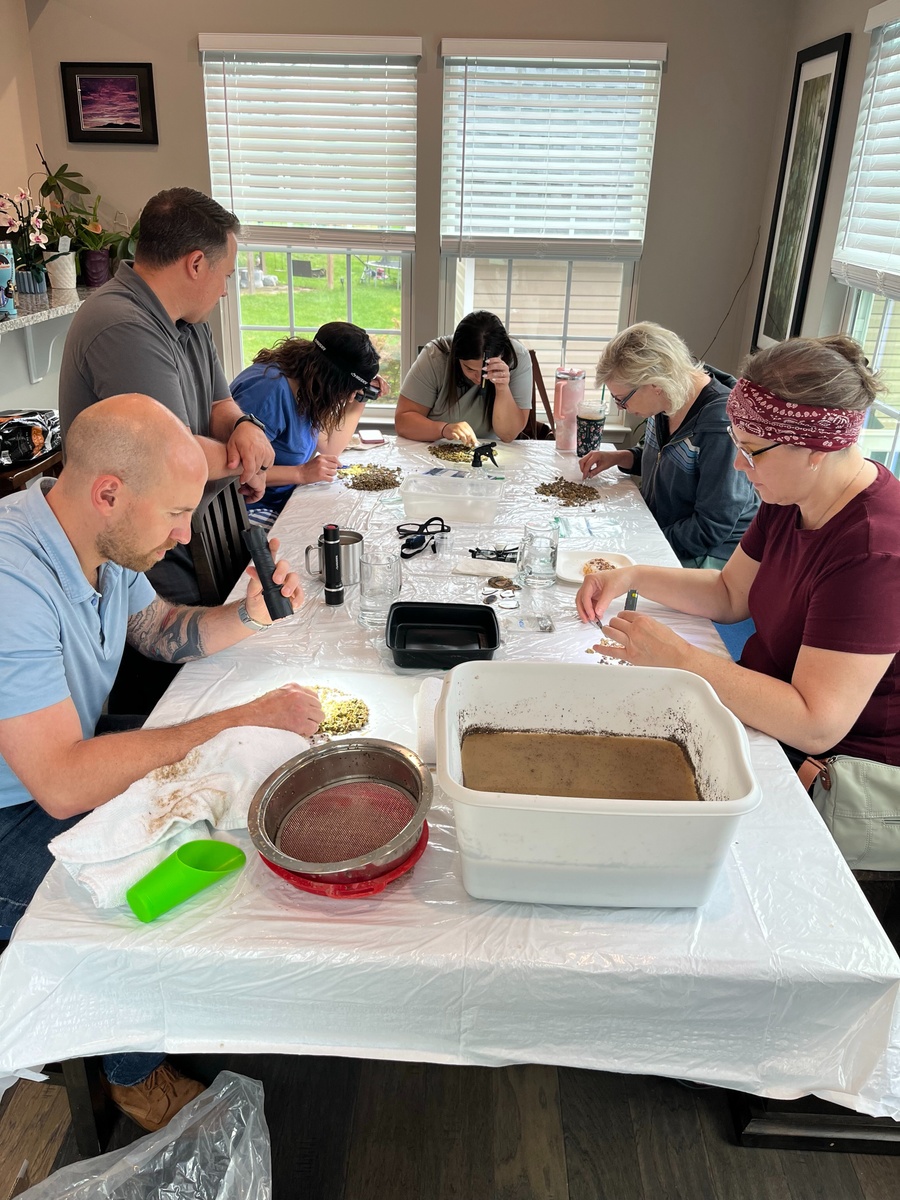 💎 Teamwork + Treasure Hunting = One gem of a day!