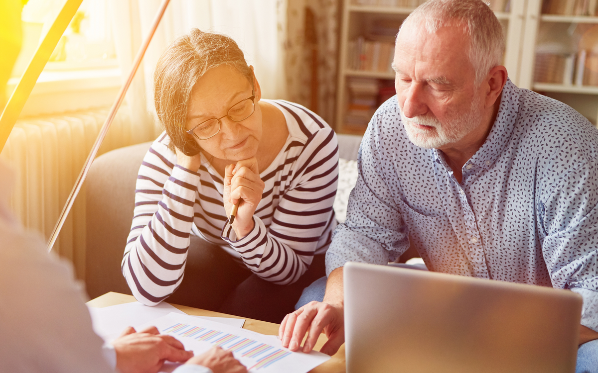 Men vs. Women: Who Are the Better Investors?