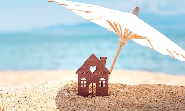 The Hidden Risks of Short-Term Rentals: Does Your Insurance Cover Airbnb & Vrbo?