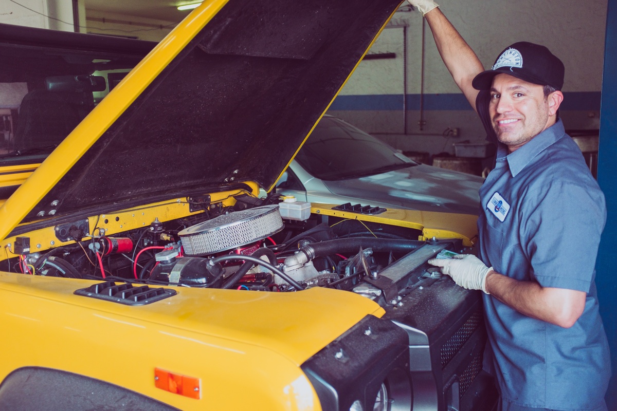 Talking to a Mechanic