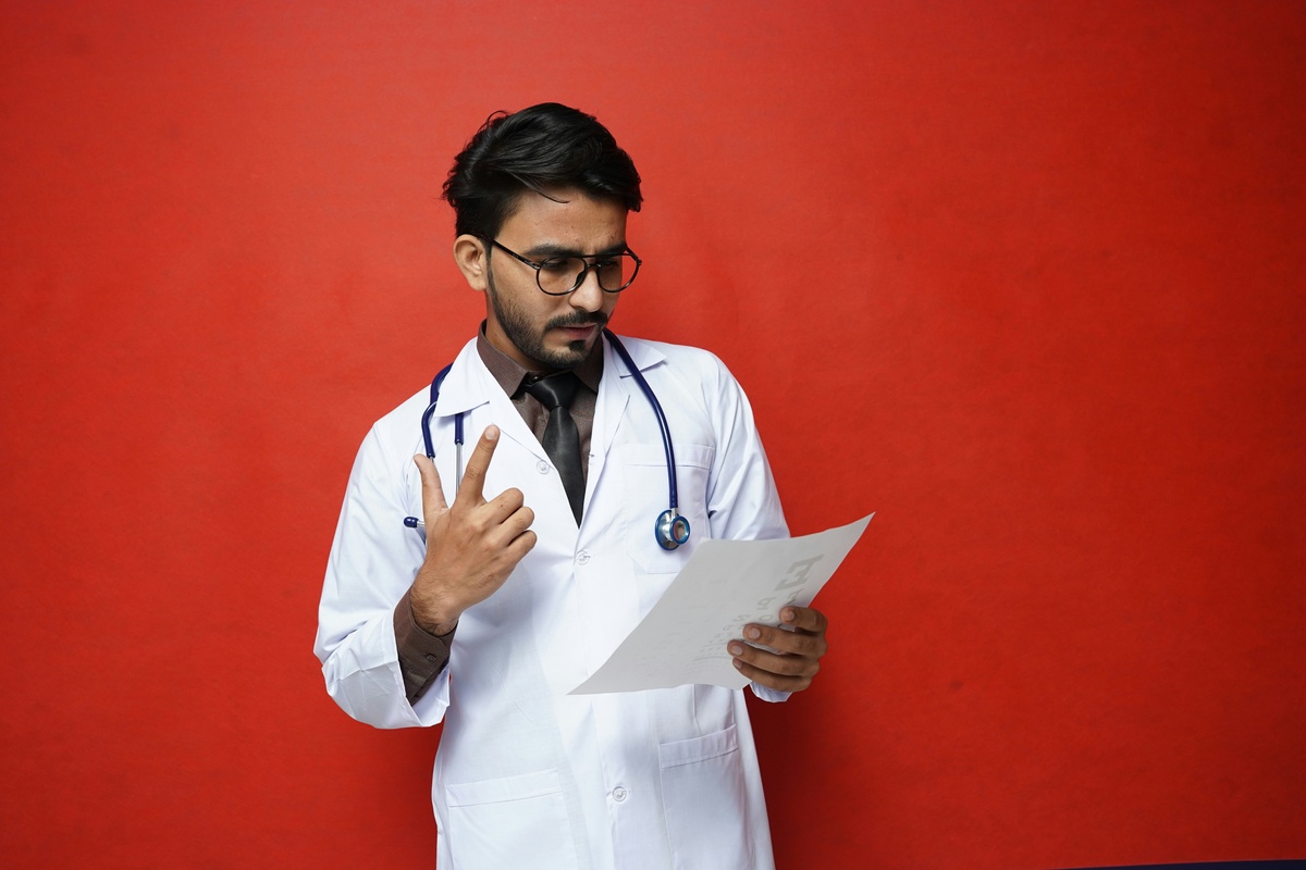 Year-End Benefits Guide: What Employers and Employees Should Do Now