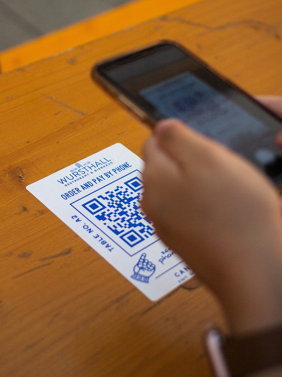 Traveling abroad? Your go-to payment app may not work - try these options instead
