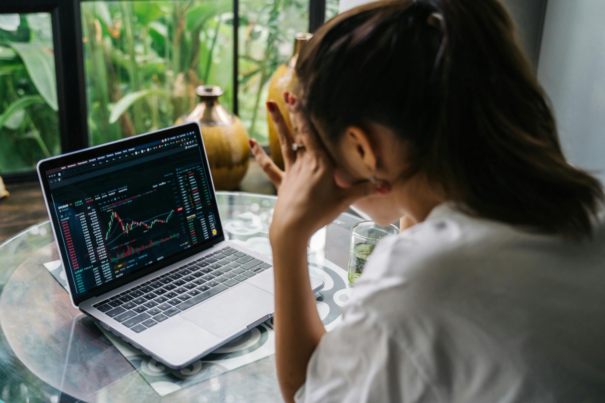 The Risks of Over-Investing in Company Stock: A Cautionary Tale