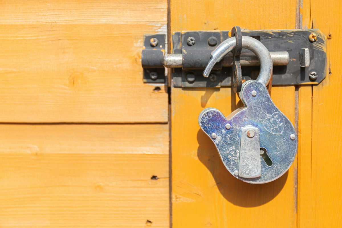 A Must-Read Guide to Protecting Seniors From Today’s Investment Scams