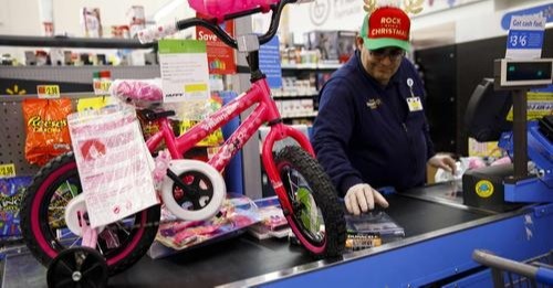 From buy now, pay later to Venmo, here are 4 of the best ways to pay for holiday gifts