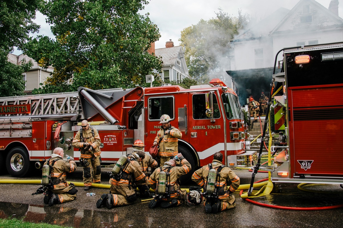 Emergency Fund Planning: How Much to Save Fast