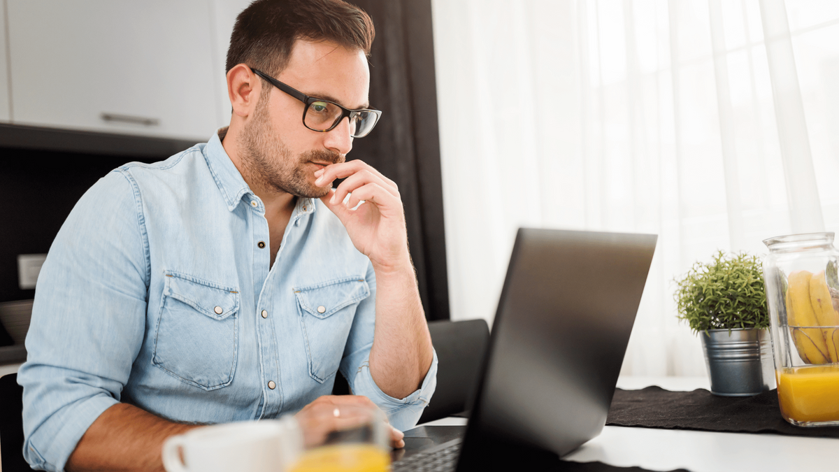 The Indispensable Role of Financial Advisors: Why AI Can't Replace Them