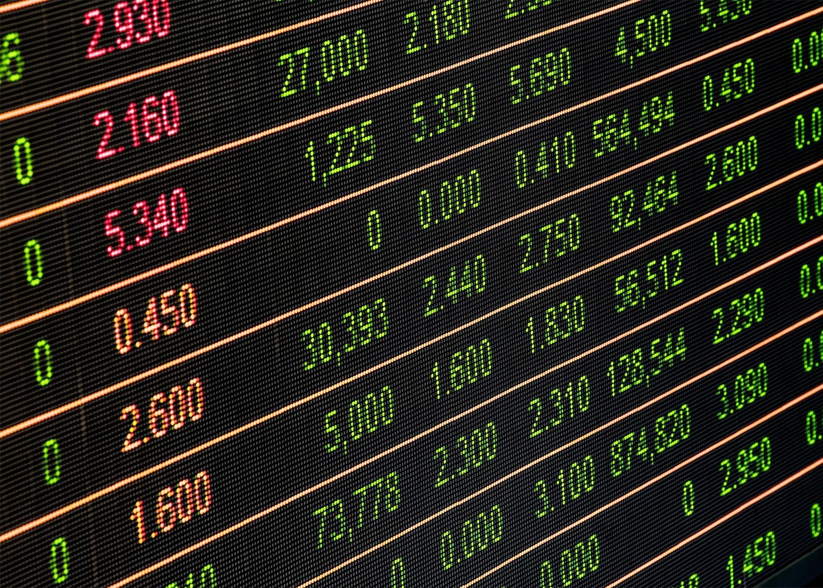 The Stock Market and the Economy Are Not the Same: A Guide to Understanding the Difference