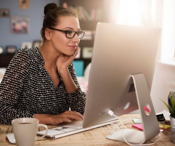 4 Reasons Why Successful Women Business Owners Still Feel Behind Financially
