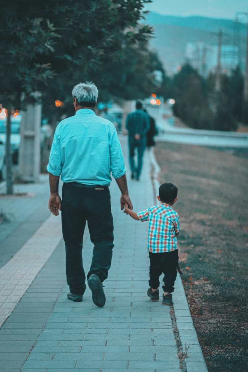 How to talk to your kids and parents about money: a generational finance guide