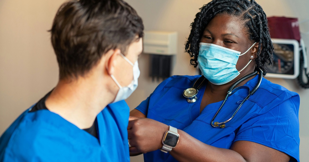 The Retirement Playbook for RNs: Weathering Economic Storms Confidently