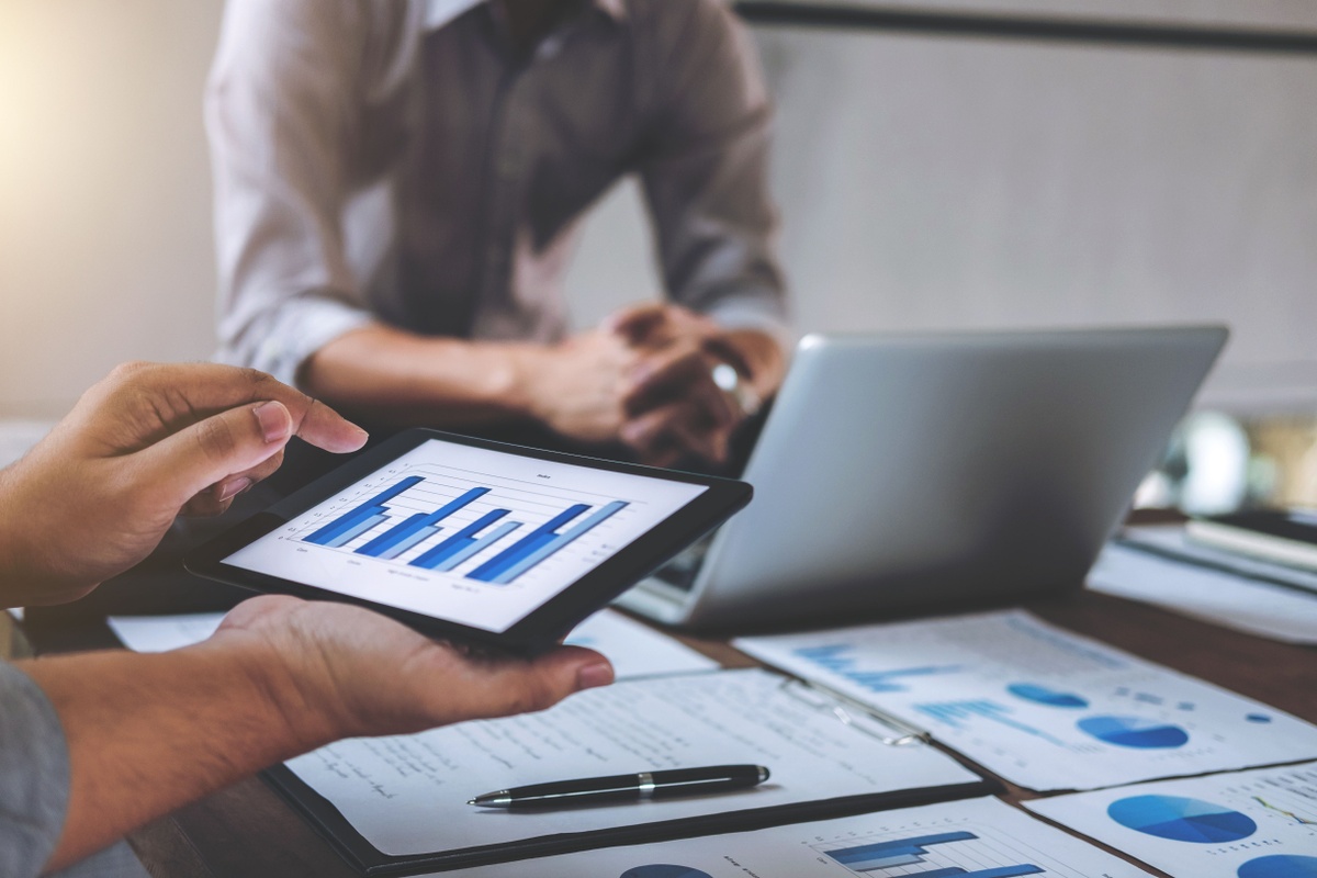 How Do I Find Local and Trusted Investment Companies?