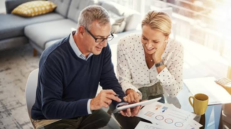 How to Make the Most of Your Bridge Years Before Retirement: What We Can Learn From a Real Couple.