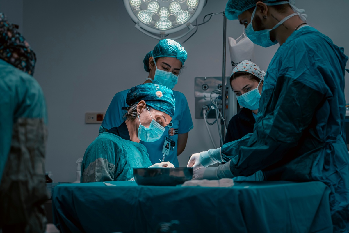 Why Traditional Retirement Advice Doesn’t Work for Surgeons: A Custom Approach